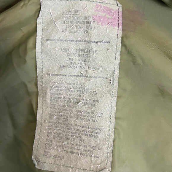 US Military Jacket Medium Short Woodland Camo Cold Weather Parka Nylon Outdoors - Picture 7 of 15